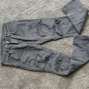 American Eagle distressed jeans